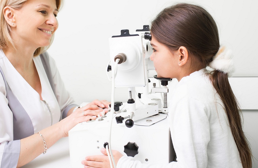 Faible vision : comment l’orthoptiste aide les patients ?
